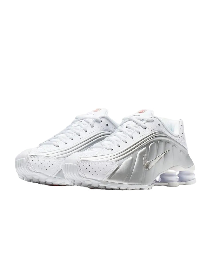 Nike Shox R4 Trainers - Style Stride Vault